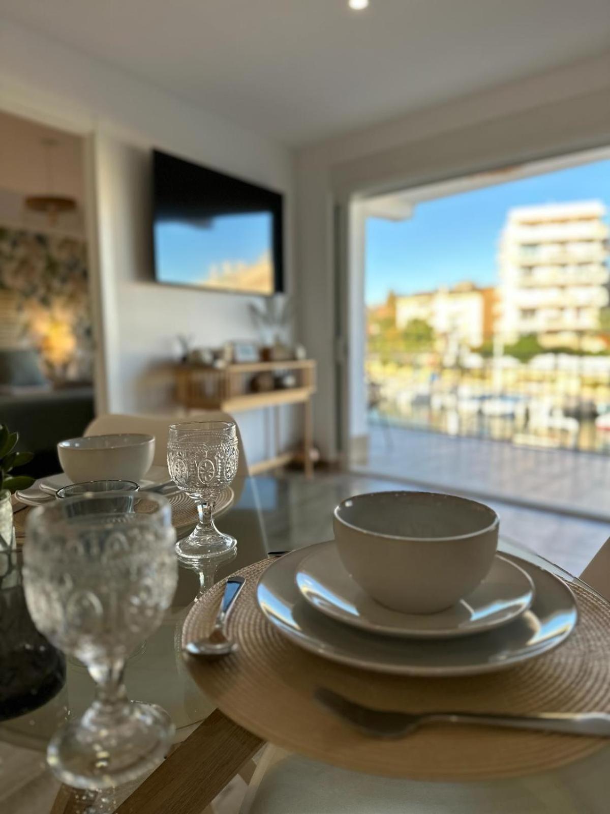 Waterfront 3 Bed Apartment, 90M From The Beach Platja de Larenal Buitenkant foto