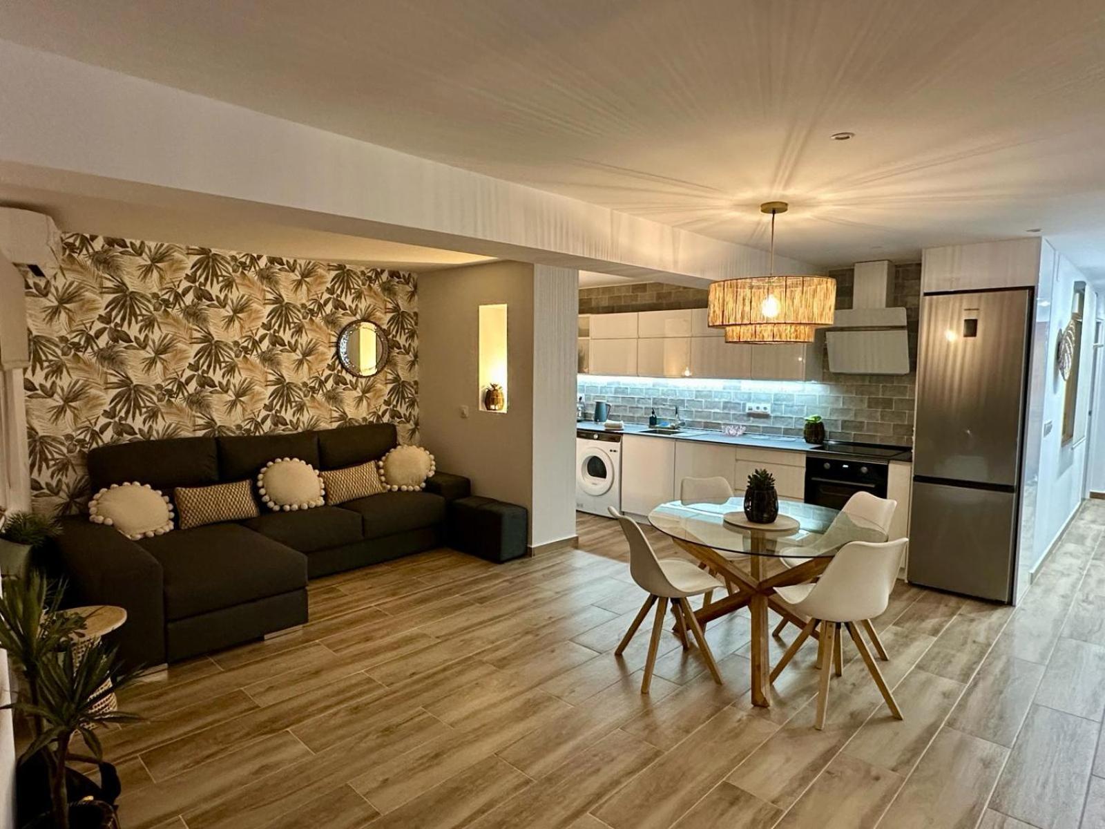 Waterfront 3 Bed Apartment, 90M From The Beach Platja de Larenal Buitenkant foto
