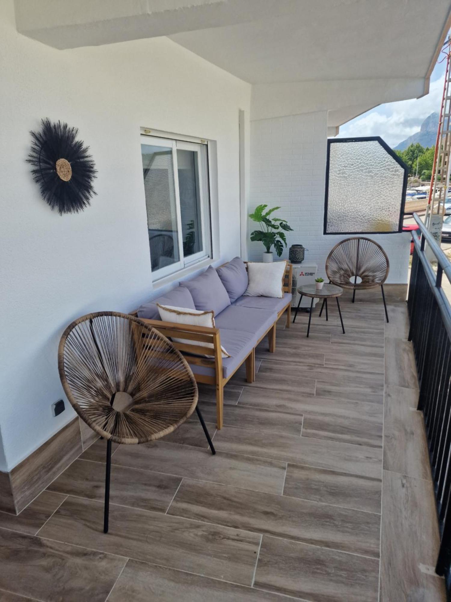 Waterfront 3 Bed Apartment, 90M From The Beach Platja de Larenal Buitenkant foto