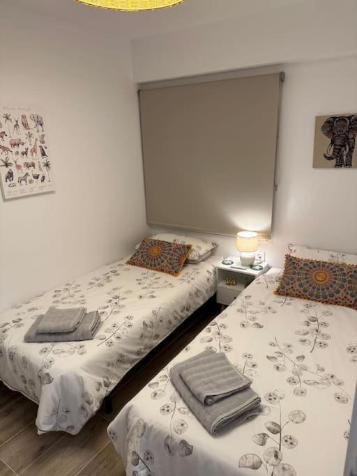 Waterfront 3 Bed Apartment, 90M From The Beach Platja de Larenal Buitenkant foto